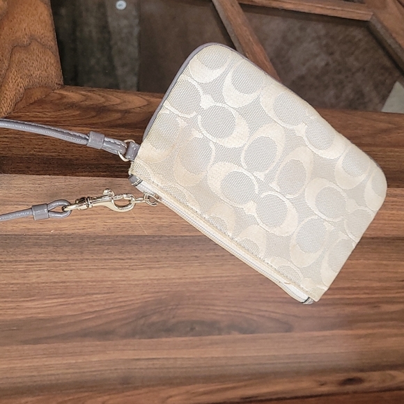Coach Handbags - Coach wristlet Coach wristlet Coach wristlet Coach wristlet Coach wristlet Coach